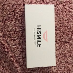 HiSmile LED light and mouth tray